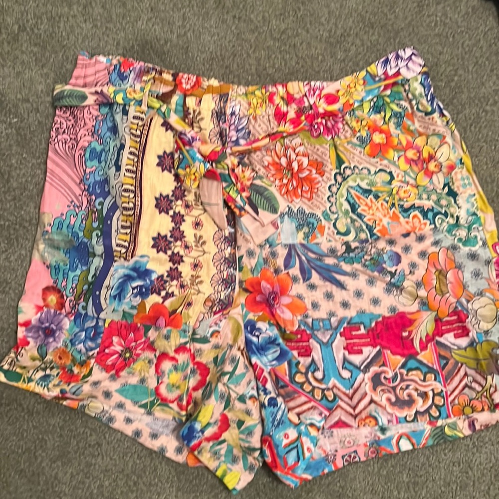 Johnny Was linen shorts